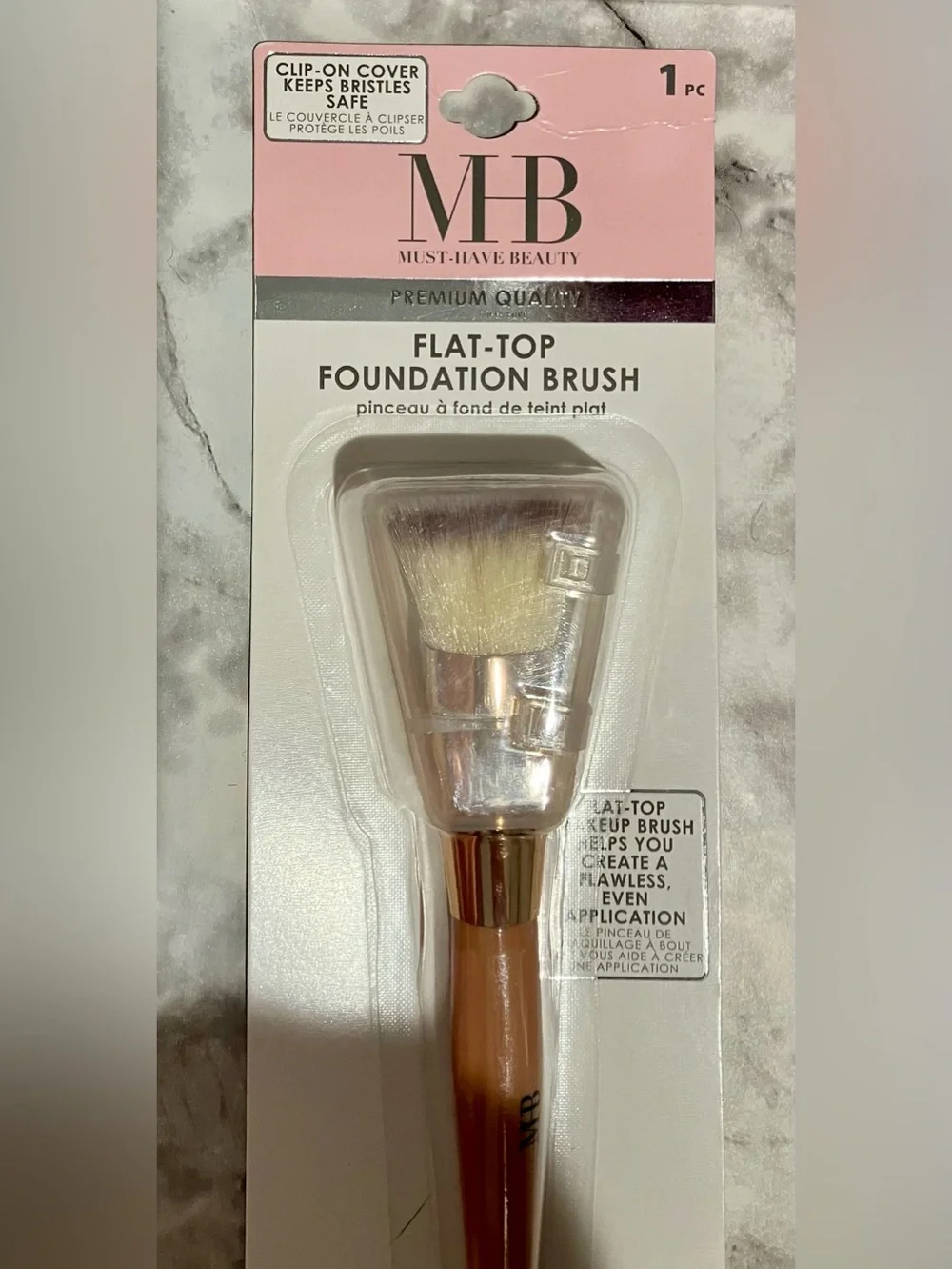 MHB Must Have Beauty flat top foundation brush with cover NWT